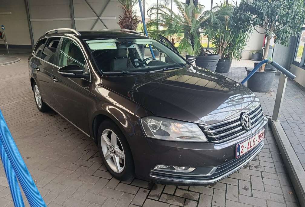 Volkswagen 1.6 TDI 105 CR FAP BlueMotion Technology Design Ed