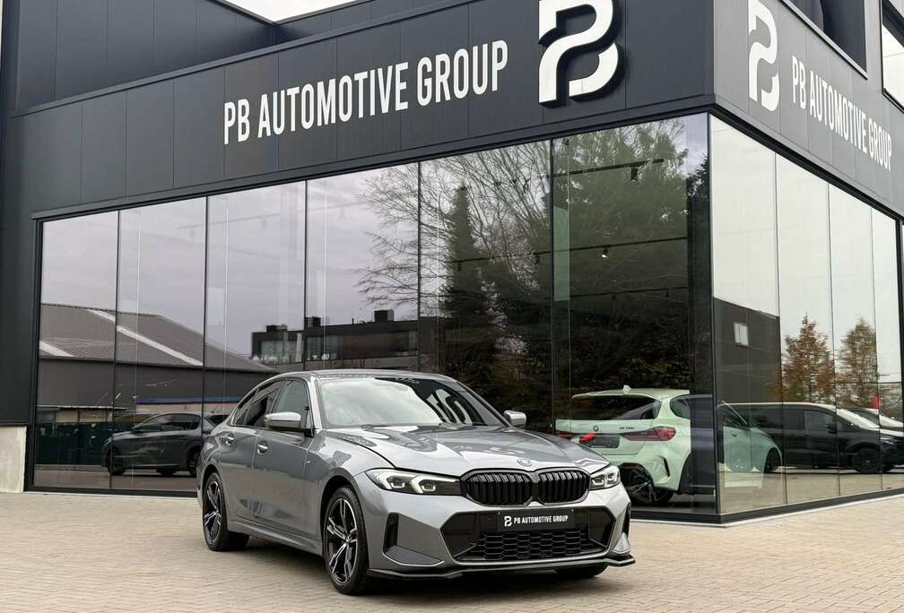 BMW M-sport-Curved Display-Led-XDrive-Lane assist