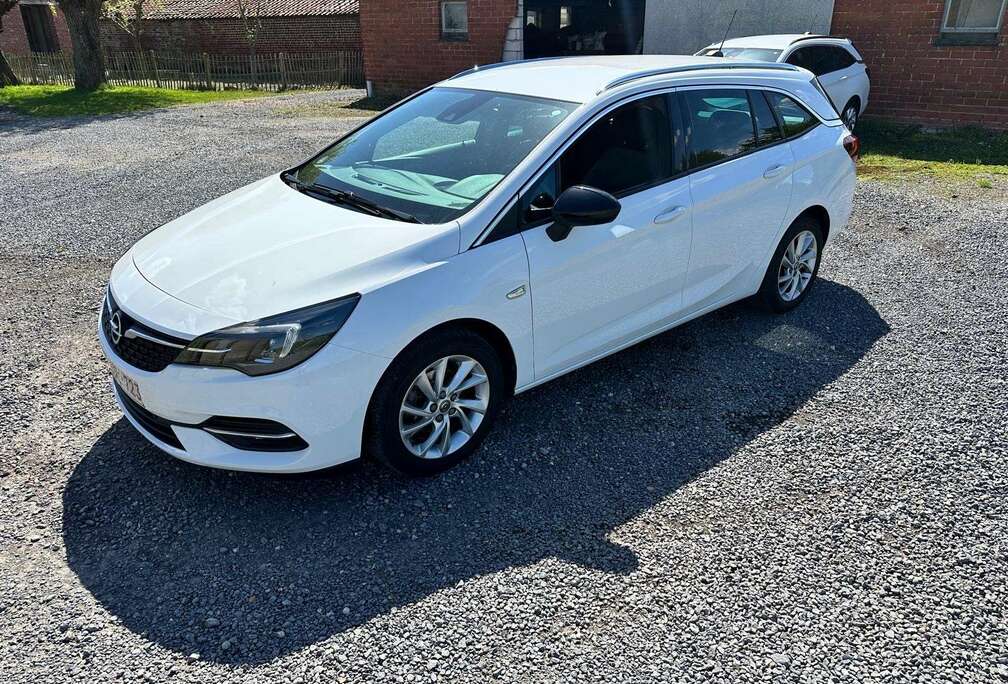 Opel Sports Tourer 1.2 Turbo Ultimate S/S