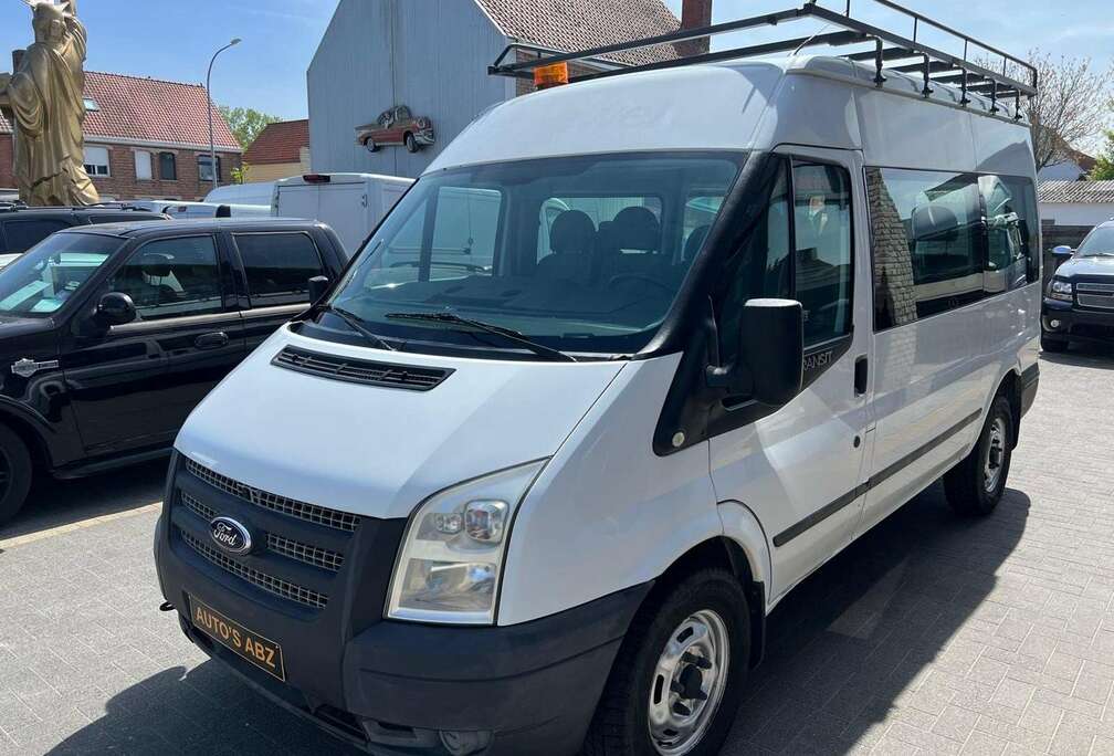 Ford 2.2 D 9 plaatsen
