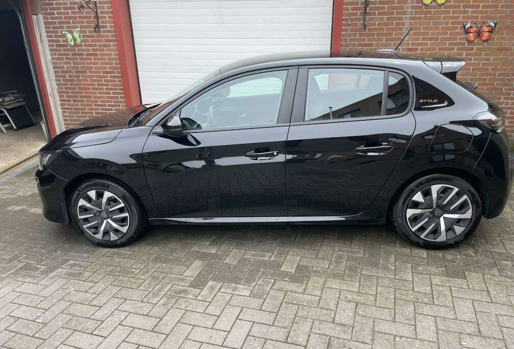 Peugeot 1.2i Hybrid GT e-DCS