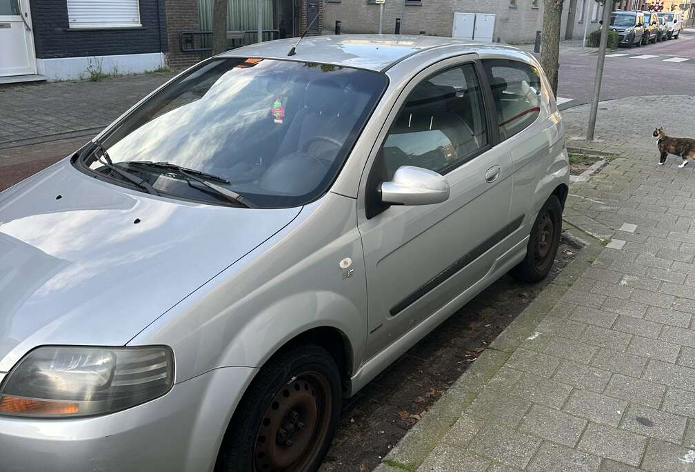 Chevrolet hatchback 1.4i 16v SE+ Airco