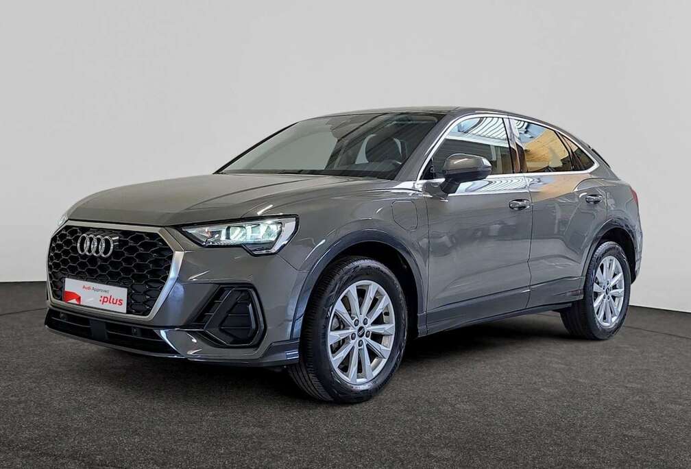Audi Attraction 45 TFSIe (245 pk) AUTOMAAT /// achteruitrijcamera /// zetelverwarming vooraan /// volledige leder