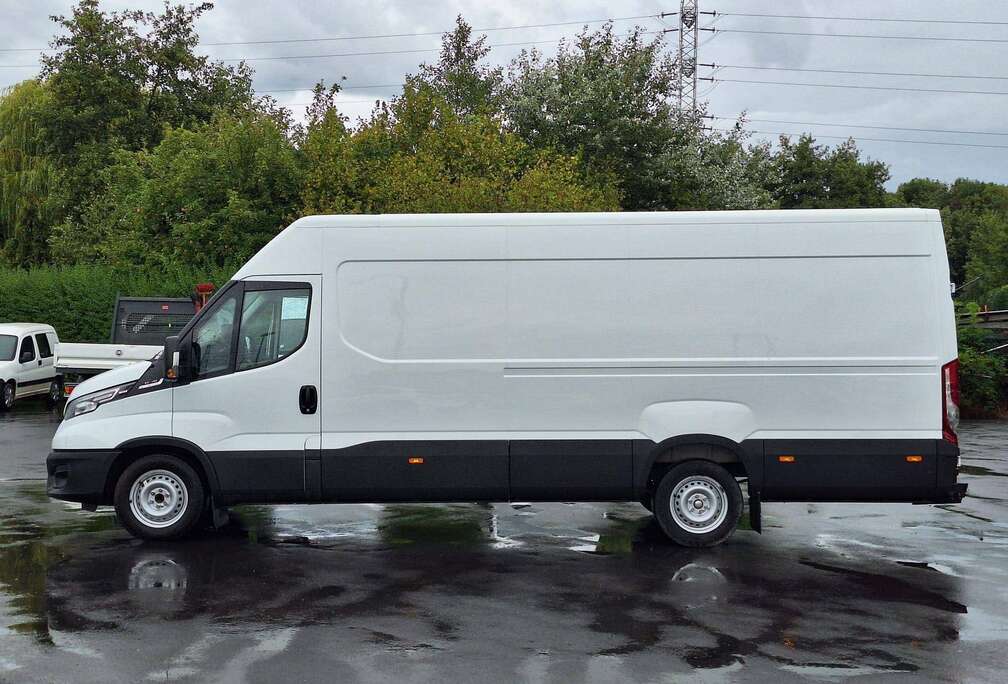 Iveco 35S18 HI-Matic 3.0D LONG Maxivolume 3.5t Trek (24711Netto+Btw/Tva)