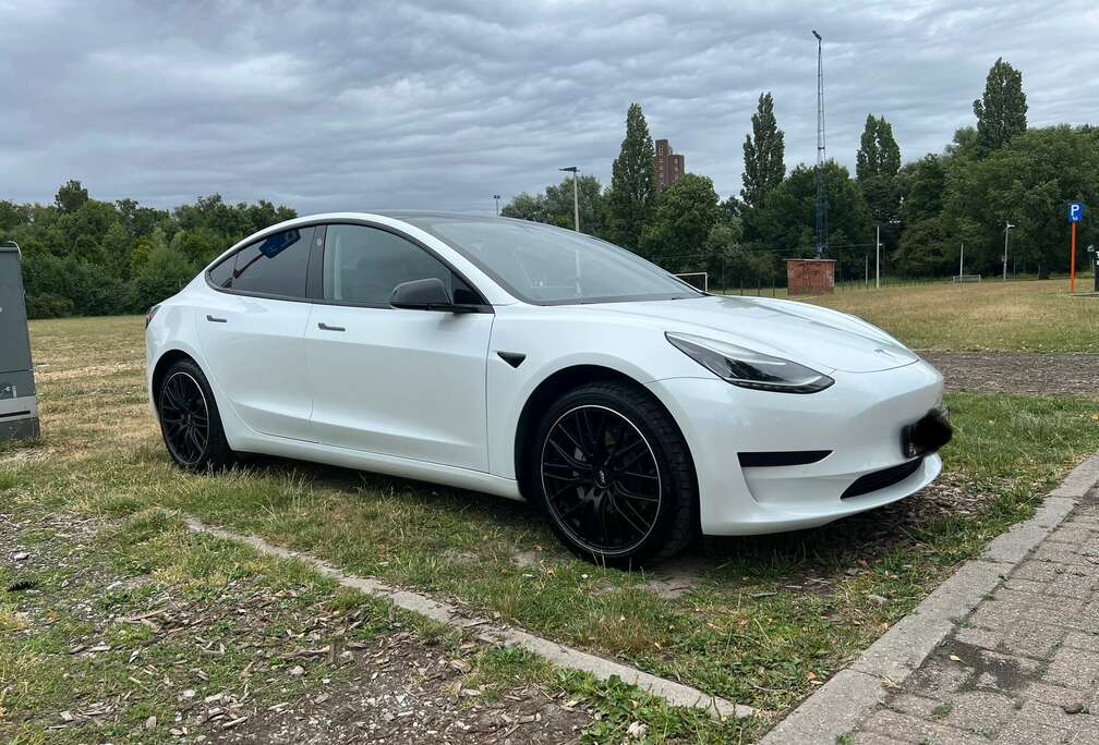 Tesla Standard Range Plus