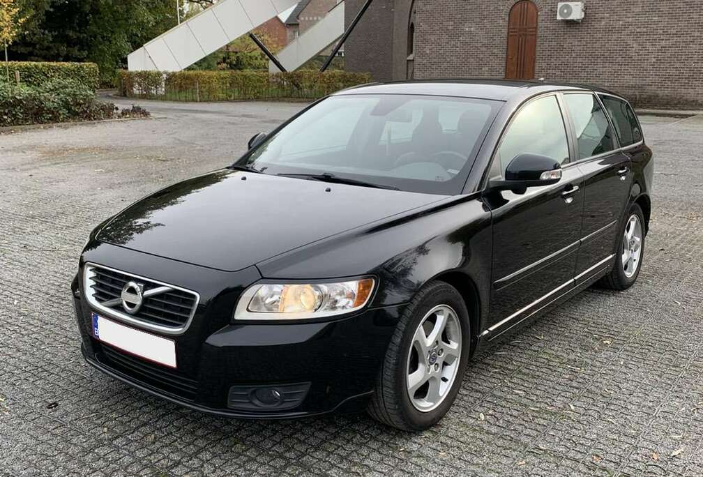 Volvo V50 DPF DRIVe Summum