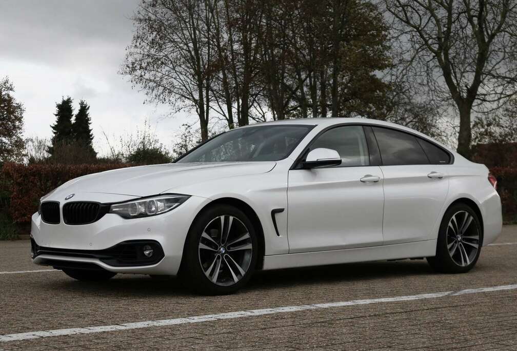BMW i Gran Coupe . Sport Line