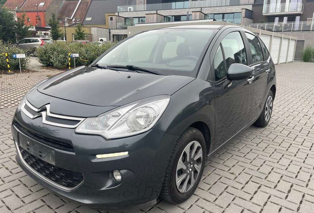 Citroen 1.2i Full Option Avec Controle techn. 0488.807/647