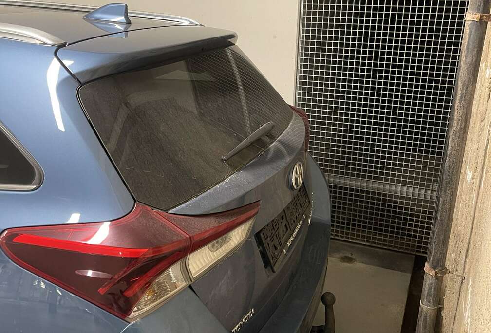 Toyota SW HEV 1.8i HSD Active E-CVT