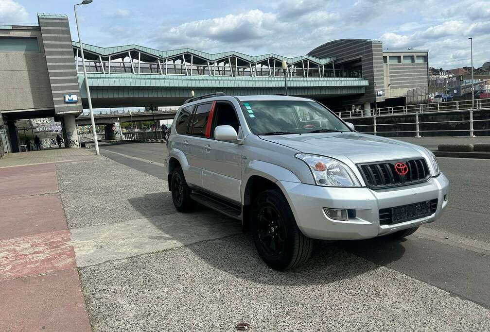 Toyota Landcruiser 3.0 Turbo D4D VX 8pl.