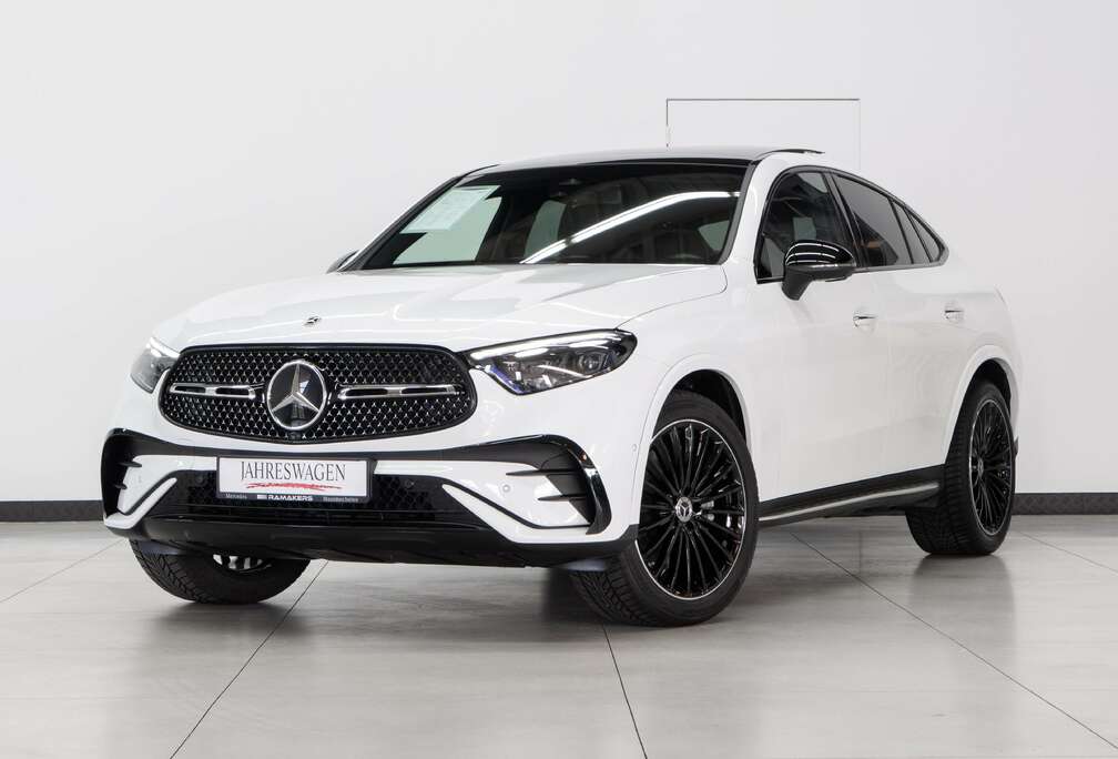 Mercedes-Benz d 4M Coupé AMG Premium Night 20\