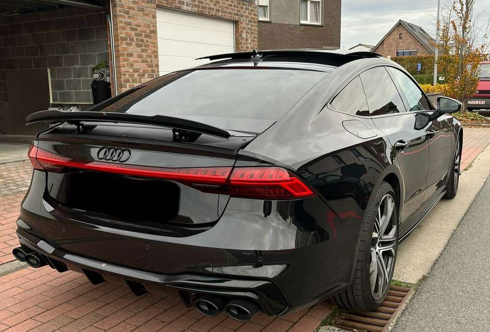 Audi 55 TFSI quattro S tronic