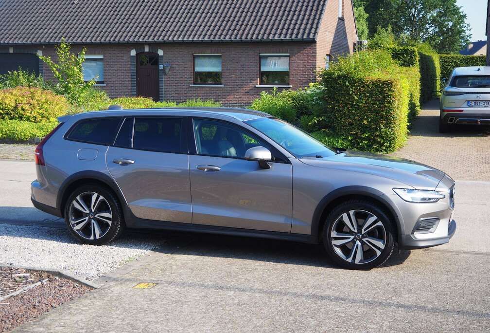 Volvo V60 Cross Country 2.0 D3 AWD Pro Geartronic