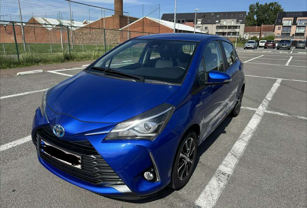 Toyota Toyota Yaris Hybrid 1.5 e-CVT Dynamic