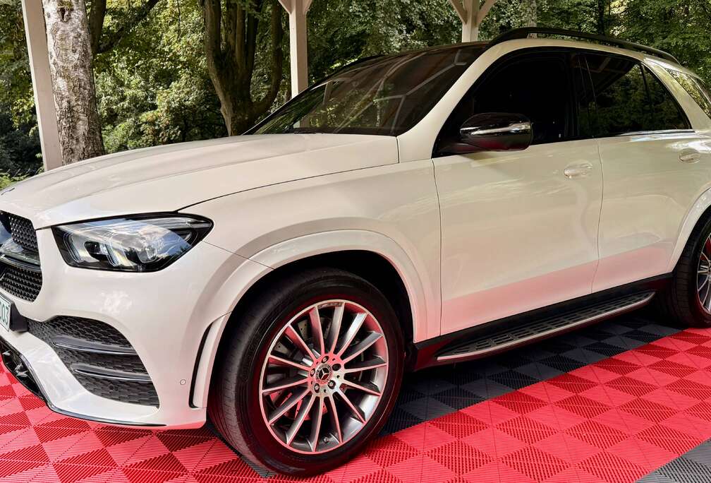 Mercedes-Benz AMG 4-MATIC / AIR-MATIC / 7 PLACES CUIR NAPPA / FULL OPTIONS/MILD HYBRIDE/1 er PRO BELGE/HISTORIQUE MERCEDES/GARANTIE 1AN
