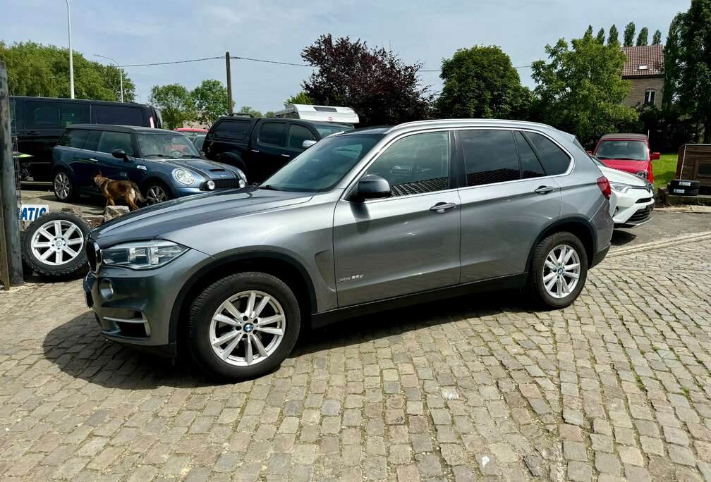 BMW 3.0 dA xDr eur 6 7 places * toit pano * car pass