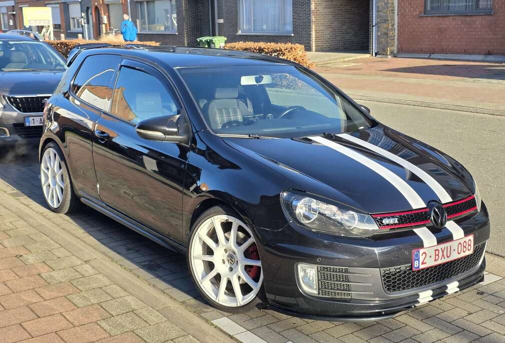Volkswagen 2.0 DSG (MK6 Golf 6 GTI)