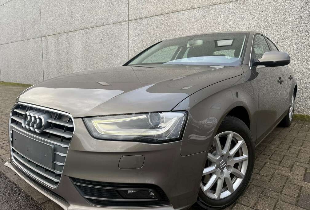 Audi A4 2.0 TDi ultra Sport Euro6b Garantie 12Mois