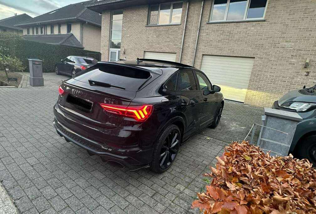 Audi 2.5 TFSI Sportback quattro S tronic