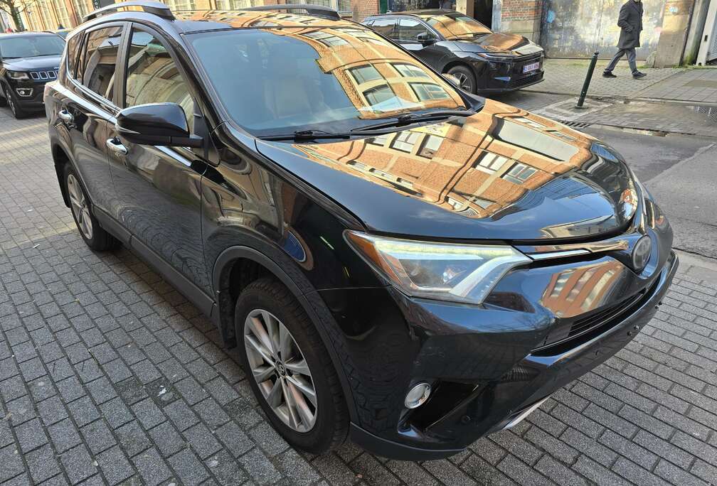 Toyota RAV4 2.0i 4x4 - Export Pour L\'Afrique