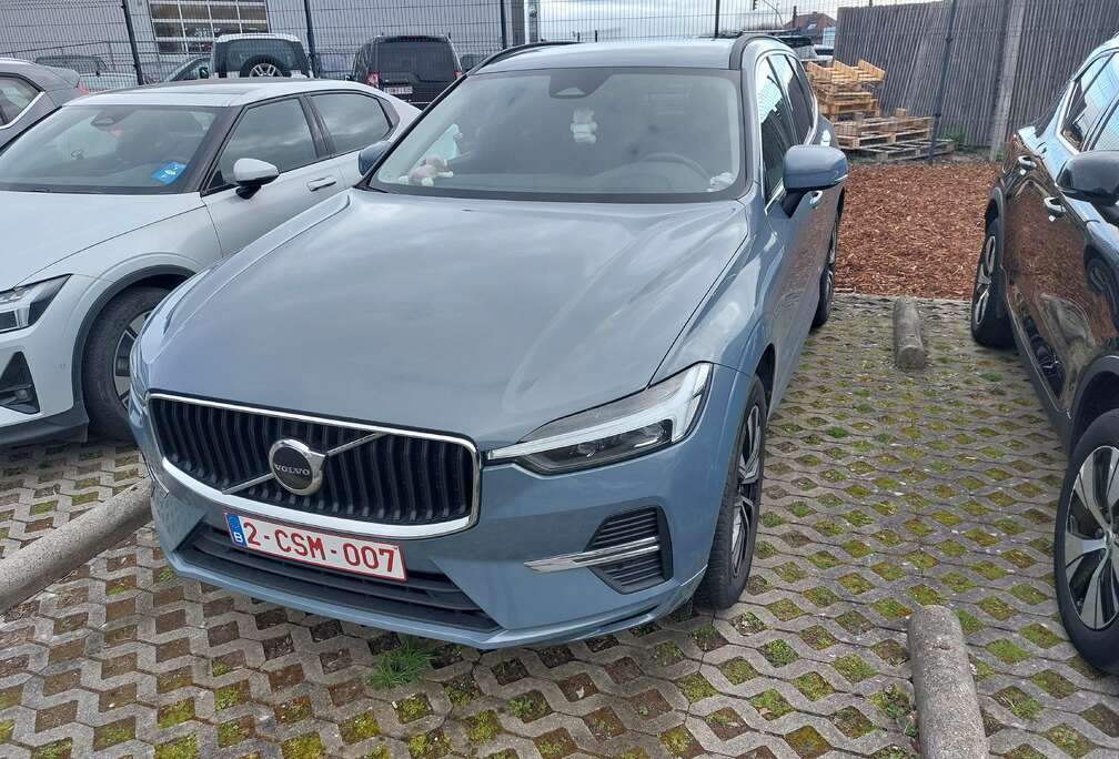 Volvo XC60 2.0 B4 MHEV AWD Core
