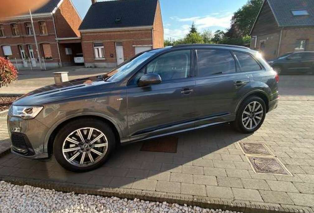 Audi Q7 55 TFSI e quattro tiptronic S line