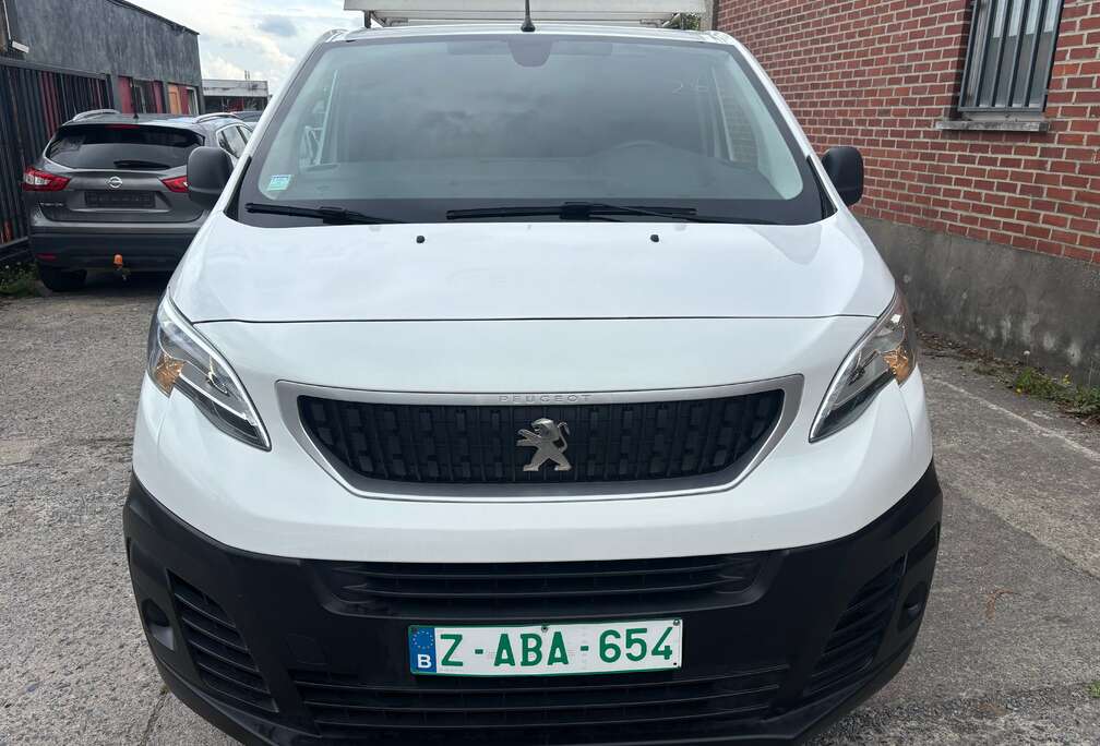 Peugeot 1.5 BlueHDi L1 prête à immatriculer
