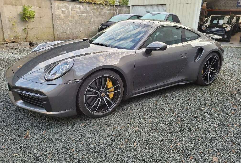 Porsche TURBO S 650 pk met slechts 9650 km