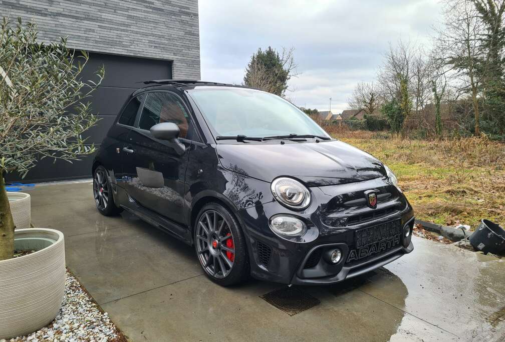 Abarth 595 1.4 T-Jet Competizione MTA