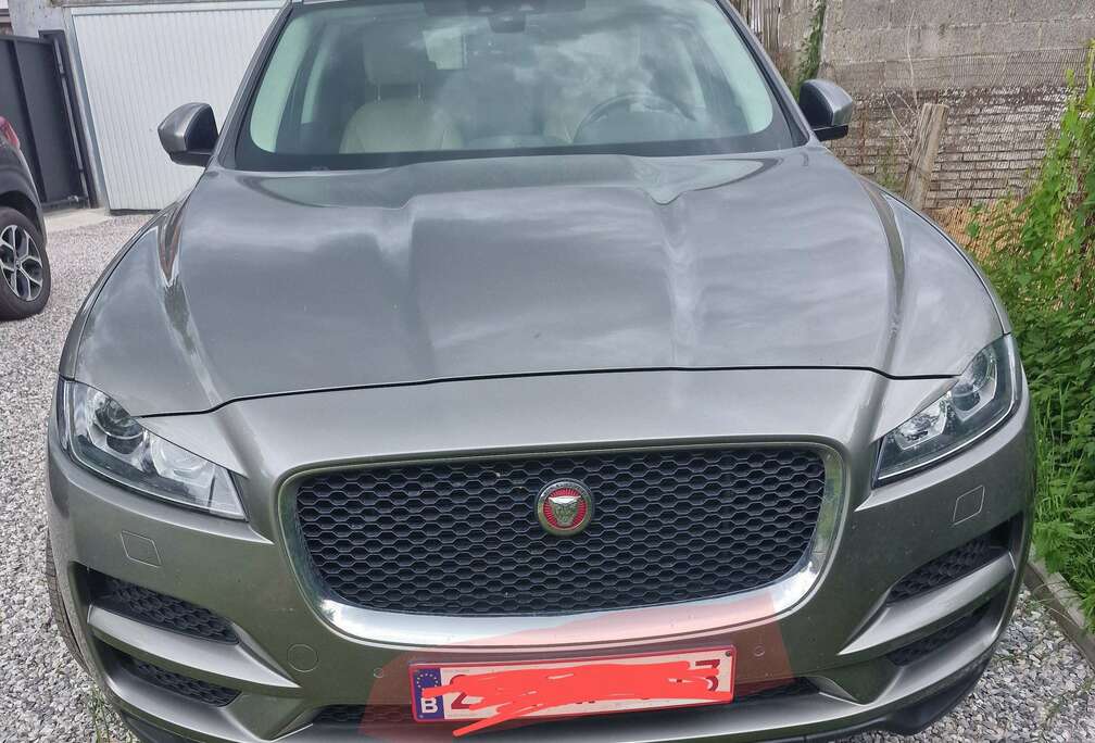 Jaguar F-Pace+2.0+D+AWD+Prestige+(EU6.2)