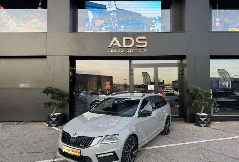 Skoda RS 2.0L 245 CV