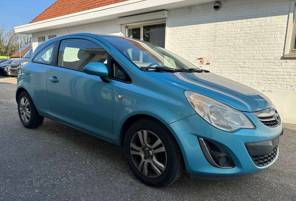 Opel 1.2i Cosmo Airco Cruise Control Slechts 101000km