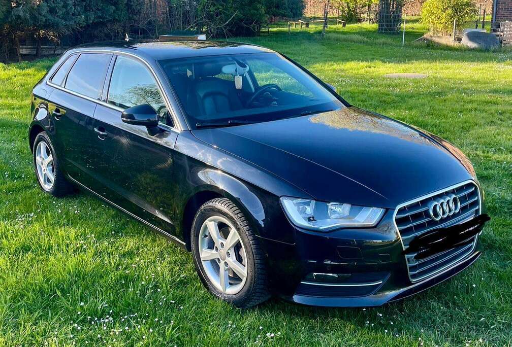 Audi A3 Sportback 1.6 TDi Attraction