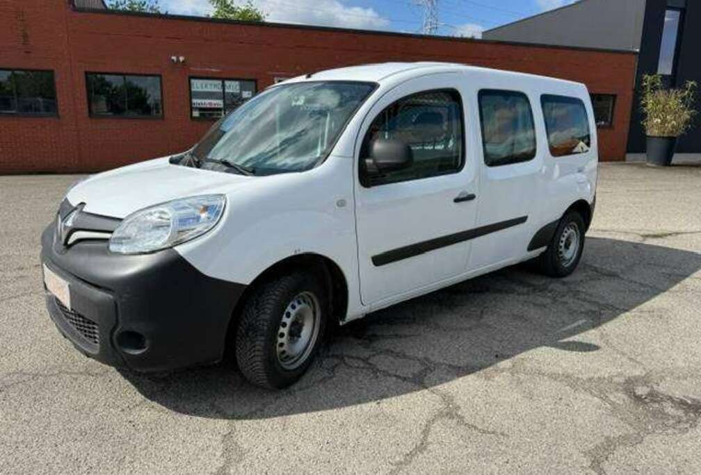 Renault Maxi_4900€netto_Gekeurd voor verkoop