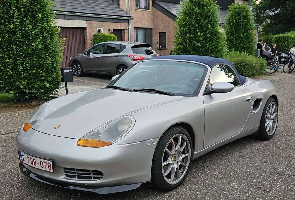 Porsche 2.5i
