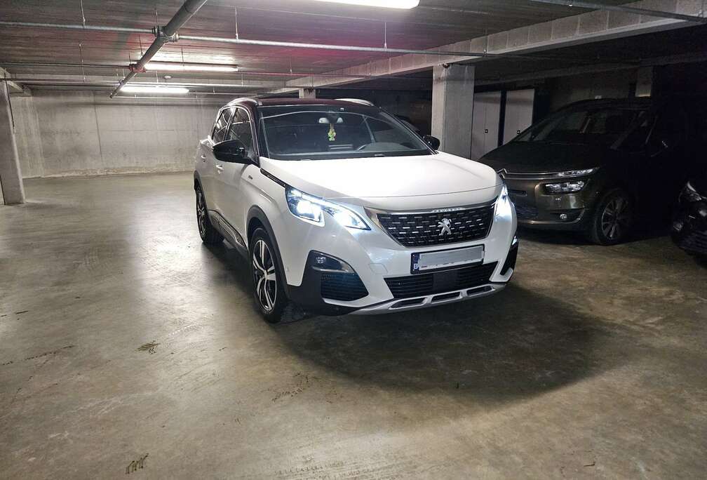 Peugeot gt line  1.2   125 pk