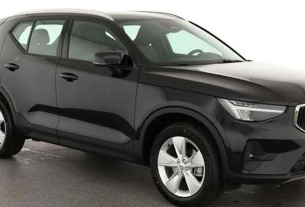 Volvo XC40 2.0 B3 MHEV Core DCT