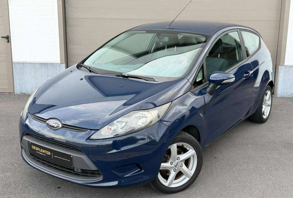 Ford Fiesta 1.25i Titanium GARANTIE/AIRCO/PARKEERSENSOREN V+A/1STE EIG/ELEK RAMEN