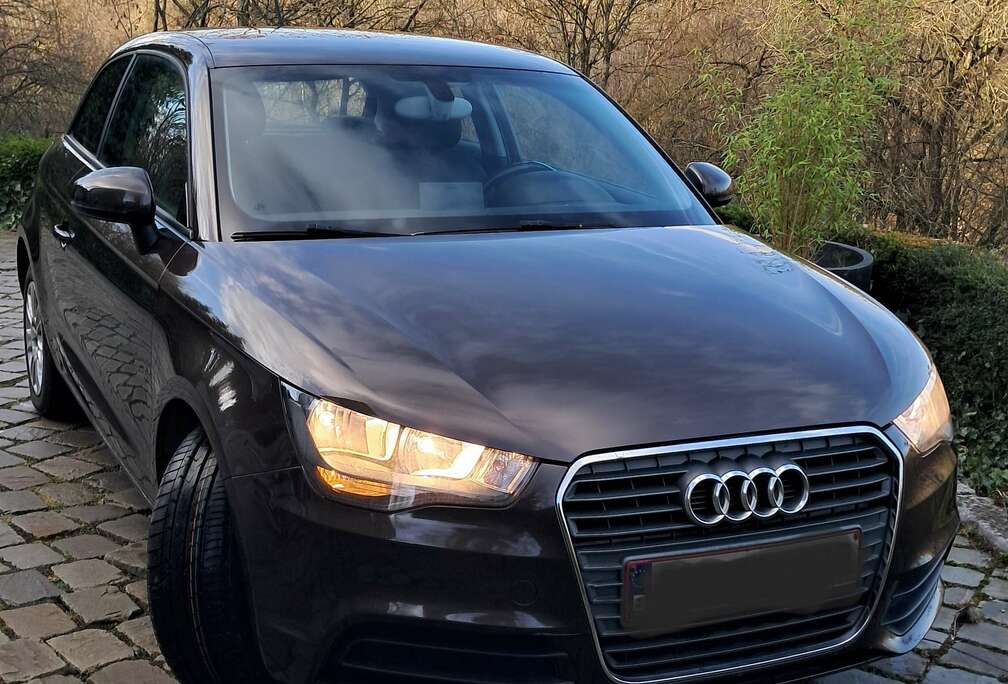Audi A1 1.6 TDi Attraction