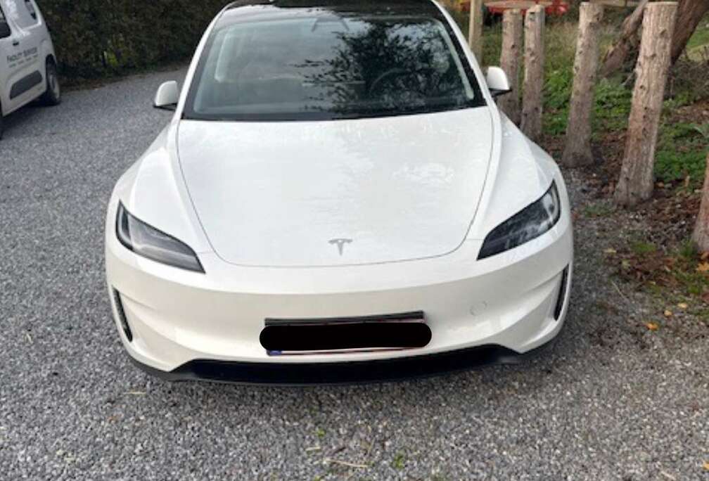 Tesla Allradantrieb Dual Motor Performance