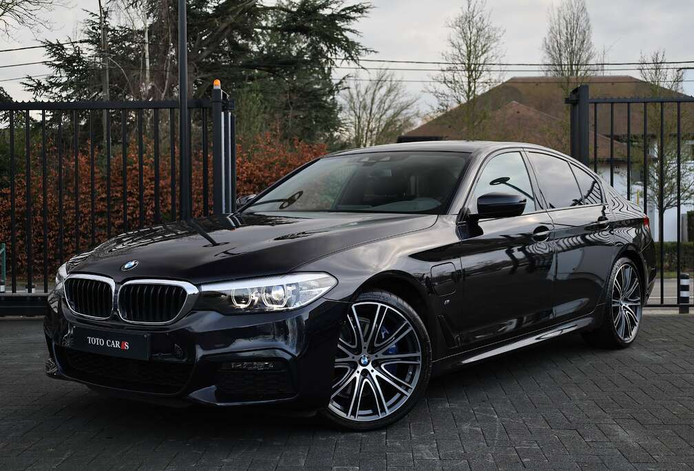 BMW e Hybride  21% BTW /// M Pack /// Key-Less  Came