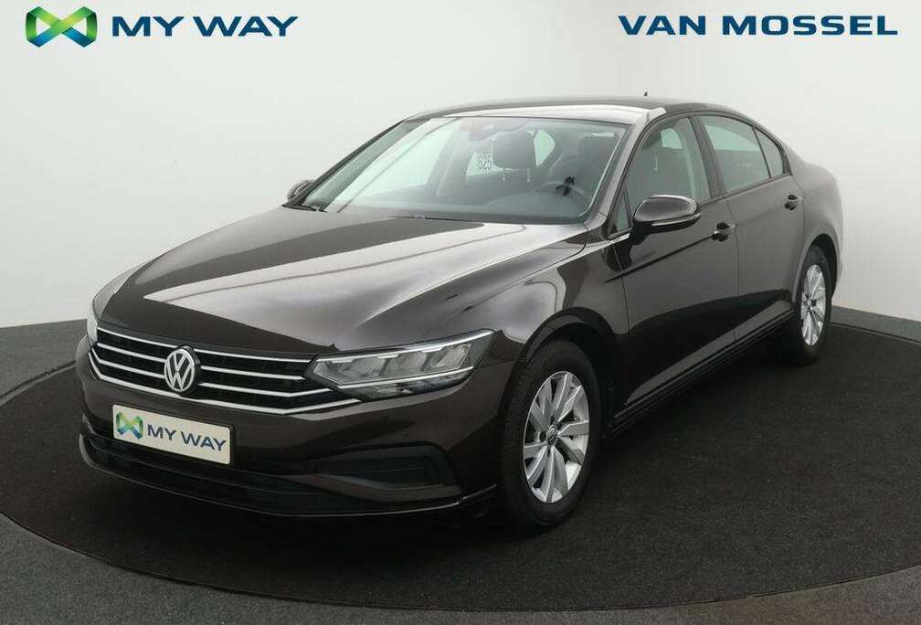 Volkswagen Passat 1.5TSI Elegance DSG* App connect * PDC * BL