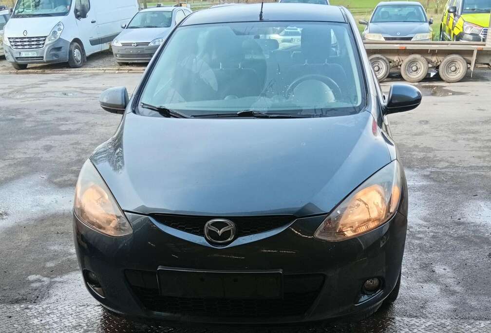 Mazda 1.4i 16v Active