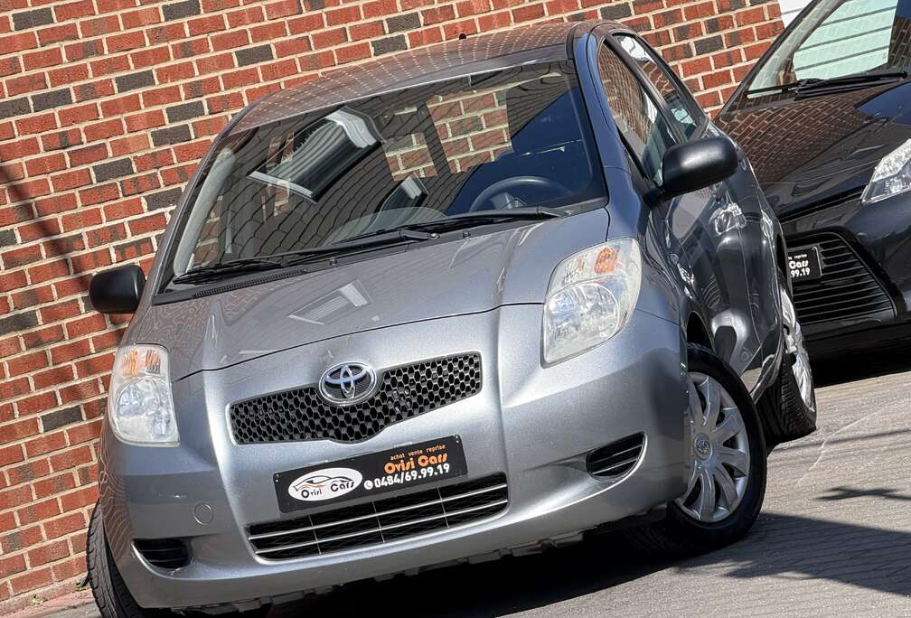 Toyota 1ere PROPRIÉTÉ / 5 PORTES PARFAIT ÉTAT /