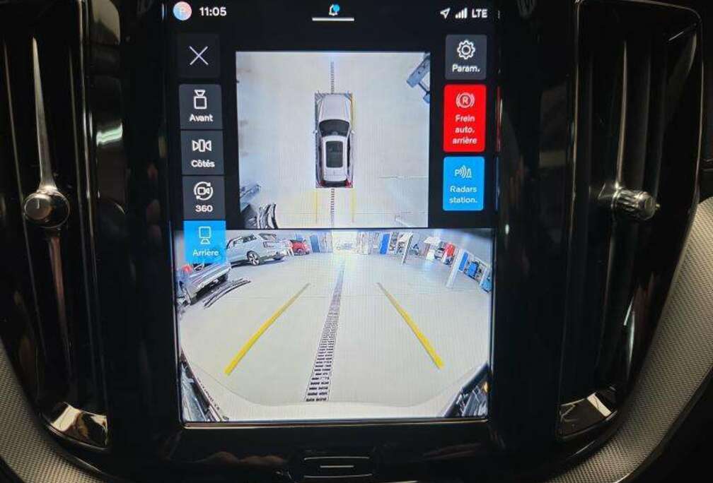 Volvo B5 AWD Ultra Dark / Essence