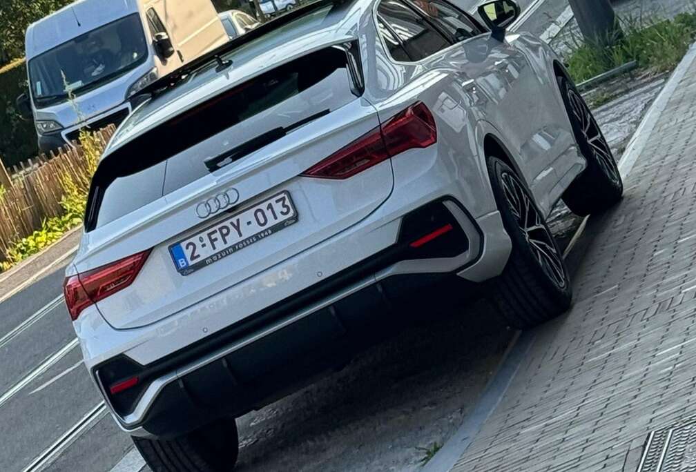 Audi Q3 Sportback S-line