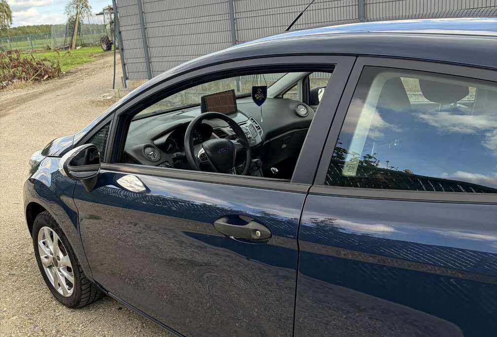 Ford 1.25i Ambiente