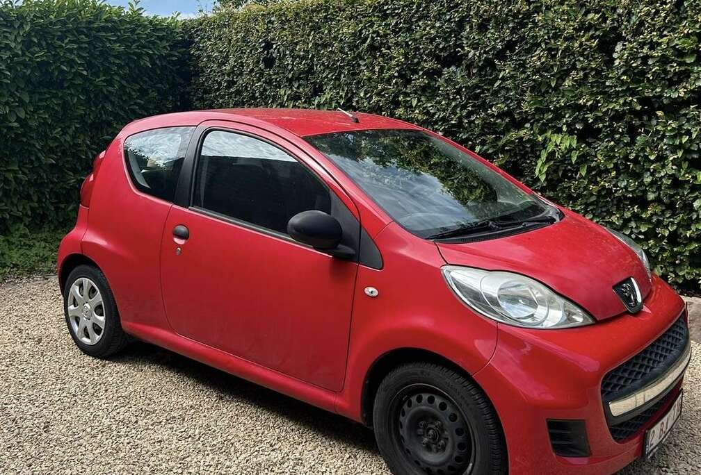 Peugeot 1.0i Urban