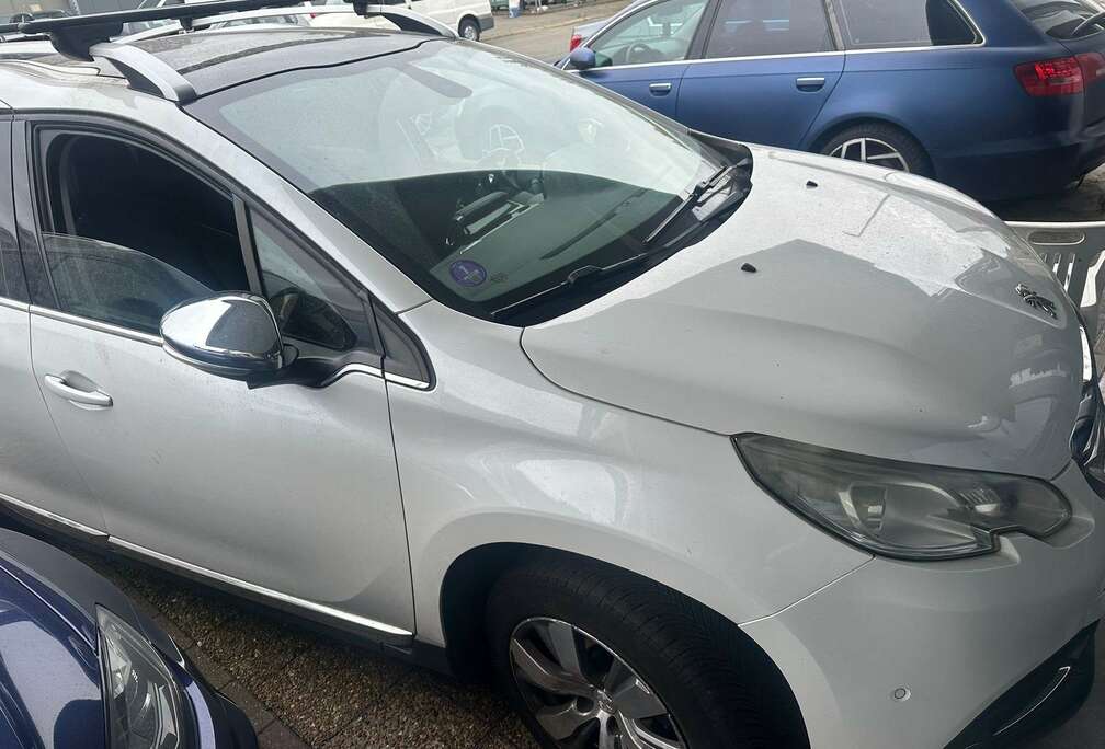 Peugeot 2008 82 VTI Acess