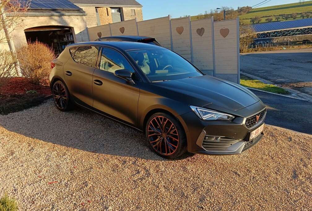 e-Hybrid 1.4 DSG (180 kW)